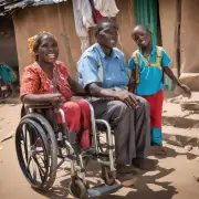 有哪些特别关注弱势群体如贫困地区残疾人等的人才培养政策与举措？